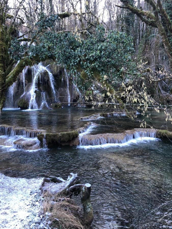 Gite De La Cascade Les Planches-pres-Arbois Bagian luar foto